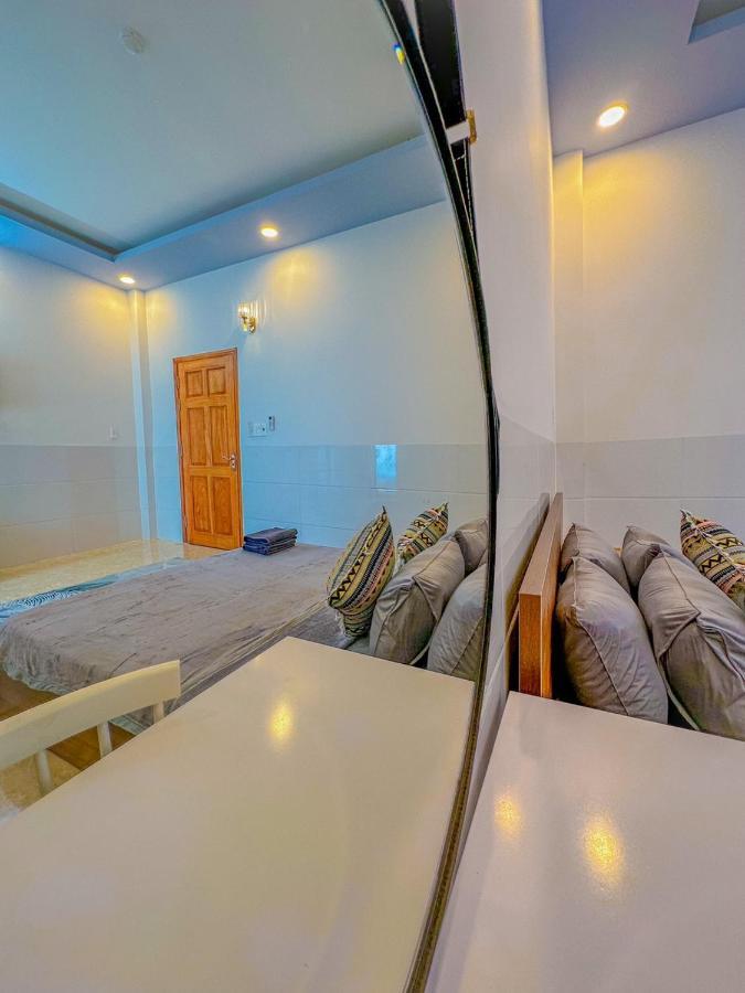 Nhan Tay 2 Hotel Can Tho Eksteriør billede